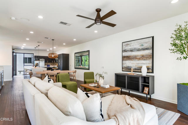 Detail Gallery Image 7 of 28 For 2504 via Artis, Los Angeles,  CA 90039 - 3 Beds | 3 Baths