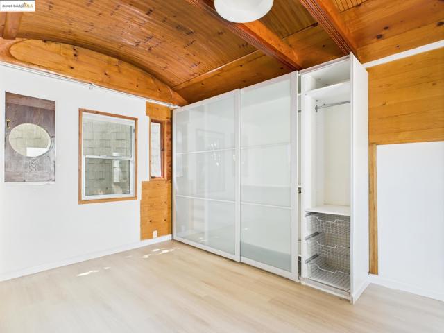 1545 Mariposa St, Richmond CA: https://media.crmls.org/mediaz/50acfa8c-5f08-4f04-9fee-e3455b6f1809.jpg