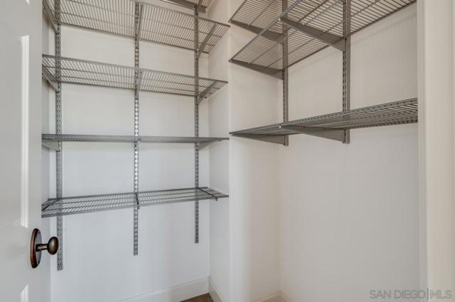 5199 Seagrove Place, San Diego CA: https://media.crmls.org/mediaz/50ae4ea5-00f4-4c92-976a-c5d5b28fd88e.jpg