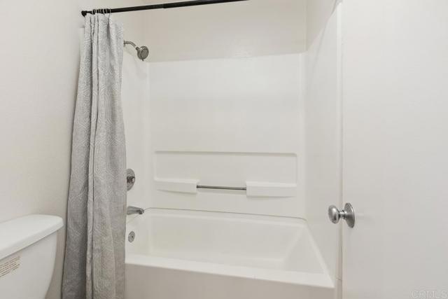 Detail Gallery Image 18 of 53 For 7565 Charmant Dr #512,  San Diego,  CA 92122 - 2 Beds | 2 Baths