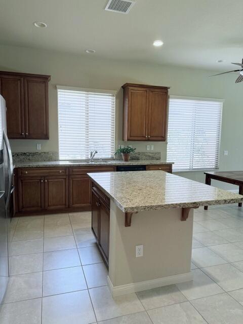 81613 Avendia De Musica, Indio CA: https://media.crmls.org/mediaz/50ae7735-cc59-479f-82bc-240dffb09f77.jpg