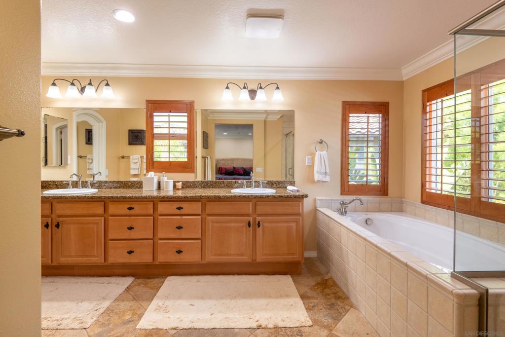 17028 New Rochelle Way - photo 20