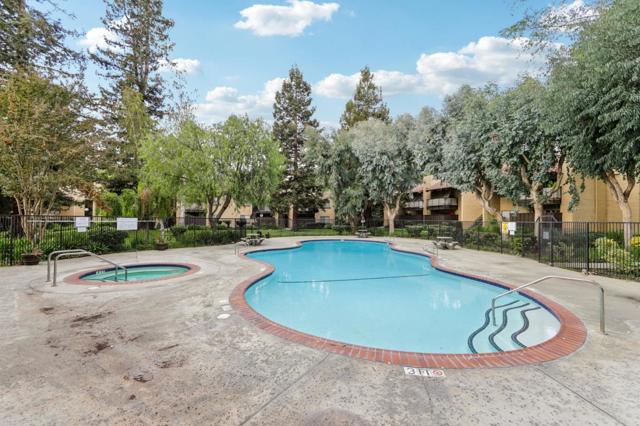 247 N Capitol Avenue, San Jose CA: https://media.crmls.org/mediaz/50b06876-06db-4479-8b7c-f34bd2b57789.jpg