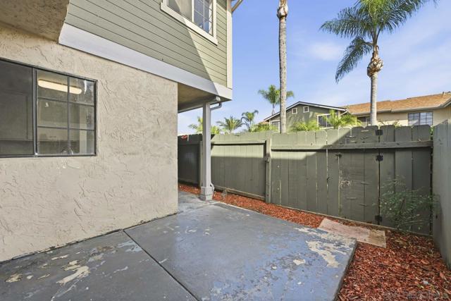 1225 N Broadway, Escondido CA: https://media.crmls.org/mediaz/50b0af92-38af-4a64-9646-681217f16082.jpg