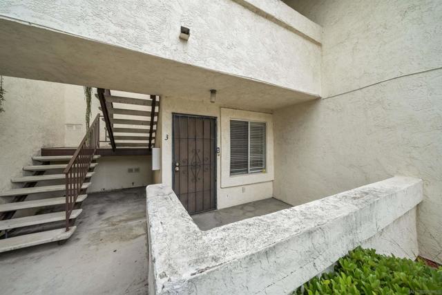 368 Vance St, Chula Vista CA: https://media.crmls.org/mediaz/50b192ce-9f6a-427c-9afa-f1d251303022.jpg