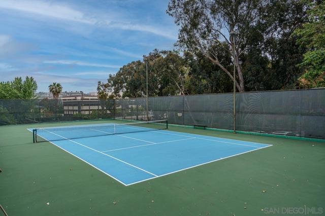1625 Hotel Cir S, San Diego CA: https://media.crmls.org/mediaz/50b20c09-7f55-4991-a1ee-89bab4ffa1e8.jpg