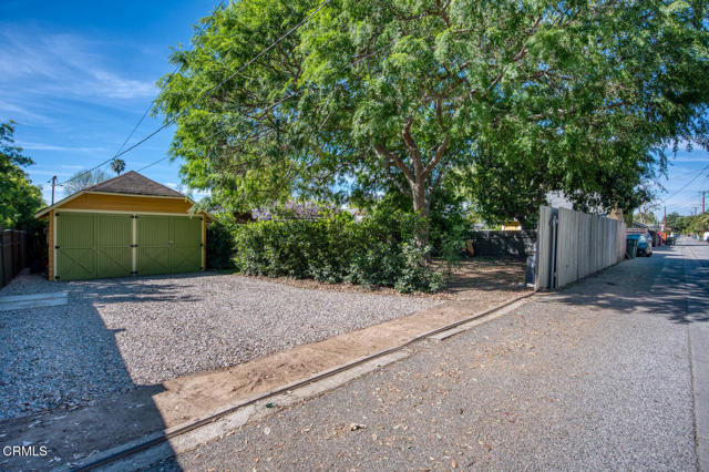 Detail Gallery Image 33 of 34 For 1881 Paloma St, Pasadena,  CA 91104 - 3 Beds | 2 Baths