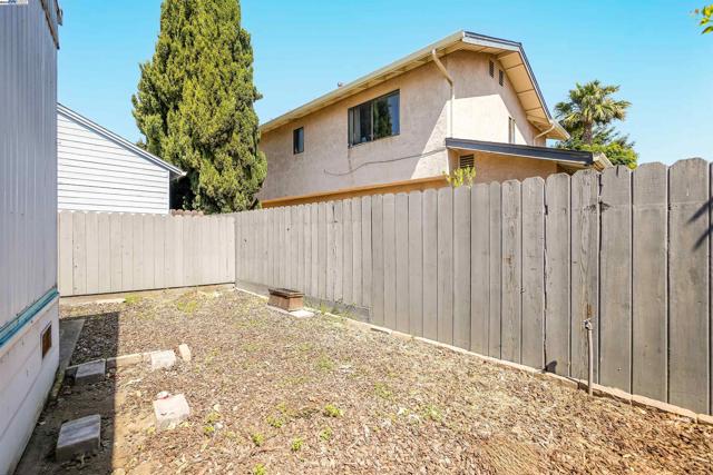 17754 Meekland Ave, Hayward CA: https://media.crmls.org/mediaz/50b24065-24c0-4d96-961b-57804bd62cc6.jpg