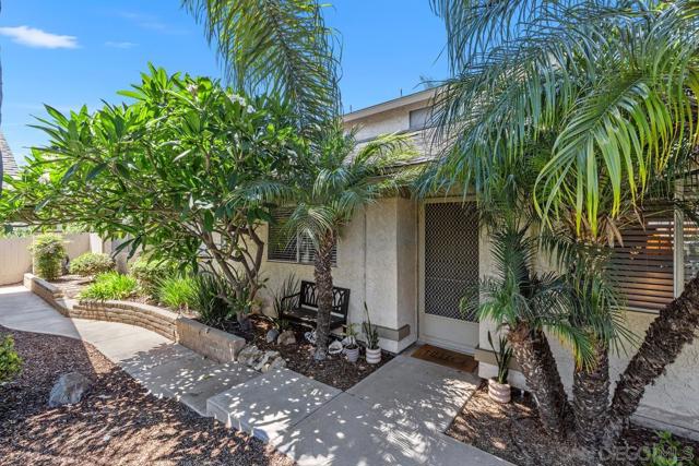 4754 68th St, San Diego CA: https://media.crmls.org/mediaz/50b24077-56fe-4dcf-8040-649a2703b500.jpg