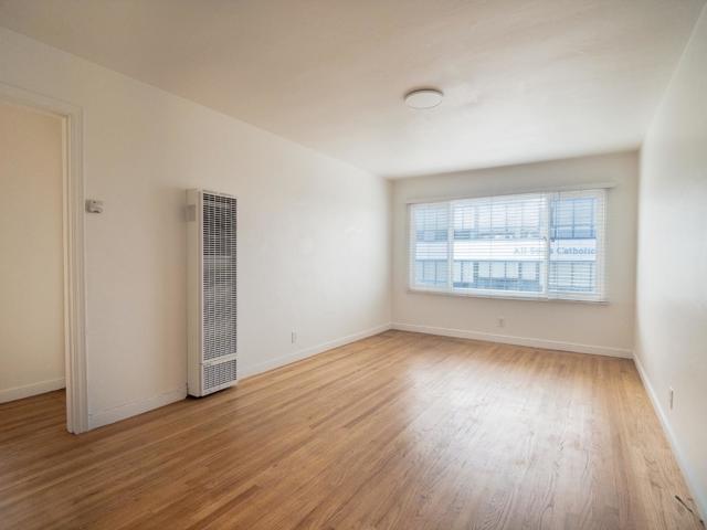 404 Spruce Avenue, South San Francisco CA: https://media.crmls.org/mediaz/50b38f6f-476d-428d-b5e5-2d2e0484a612.jpg