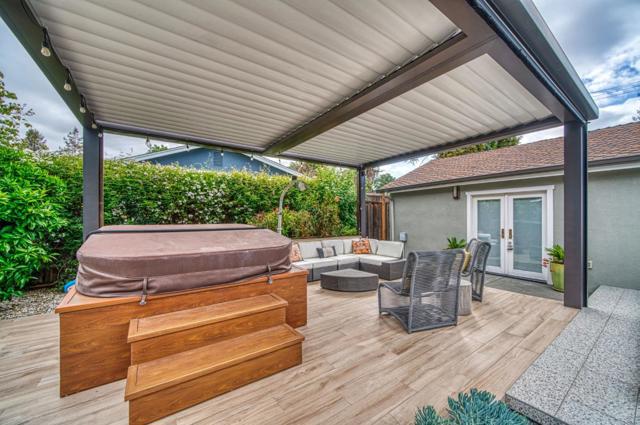 2618 Brewster Avenue, Redwood City CA: https://media.crmls.org/mediaz/50b4ae59-936a-4f48-93bc-92ed9d84538b.jpg