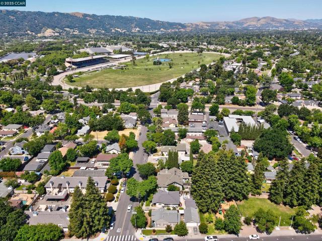 367 Rose Avenue, Pleasanton CA: https://media.crmls.org/mediaz/50b4e6a6-e698-47b4-8868-6ef50ba976c4.jpg