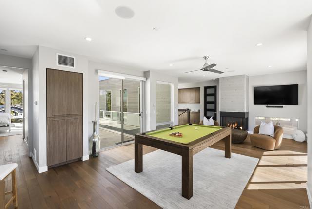 Detail Gallery Image 18 of 35 For 419 Parkwood Ln, Encinitas,  CA 92024 - 4 Beds | 3/1 Baths