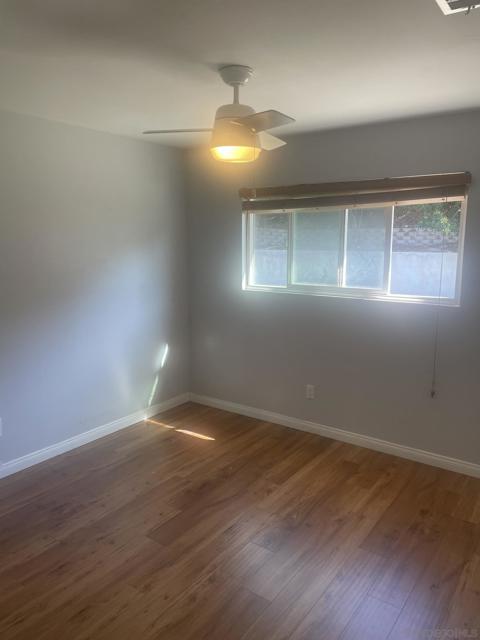 4043 Mira Costa St., Oceanside CA: https://media.crmls.org/mediaz/50b8dfab-8322-4870-b746-e7822ba59951.jpg