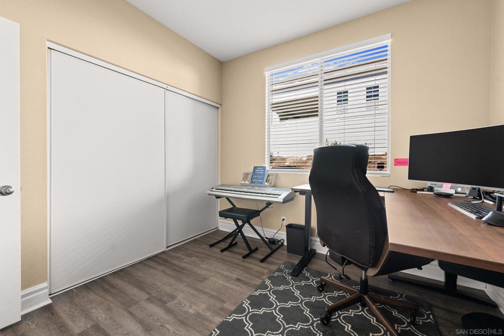 MLS #250041168SD image #8