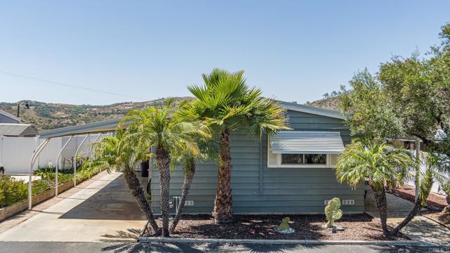 Detail Gallery Image 1 of 41 For 4650 Dulin Rd #27,  Fallbrook,  CA 92028 - 2 Beds | 2 Baths