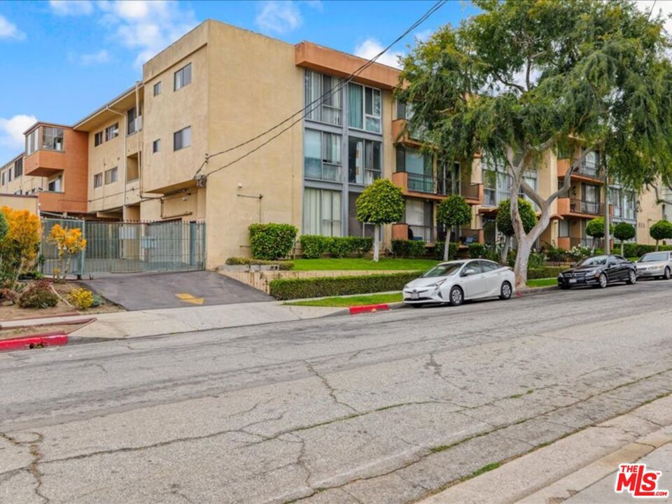 805 Glenway Drive #323