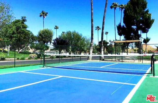 5001 W Florida Avenue, Hemet CA: https://media.crmls.org/mediaz/50bf16e4-37c1-4dd1-b7c1-63aabc9a107a.jpg