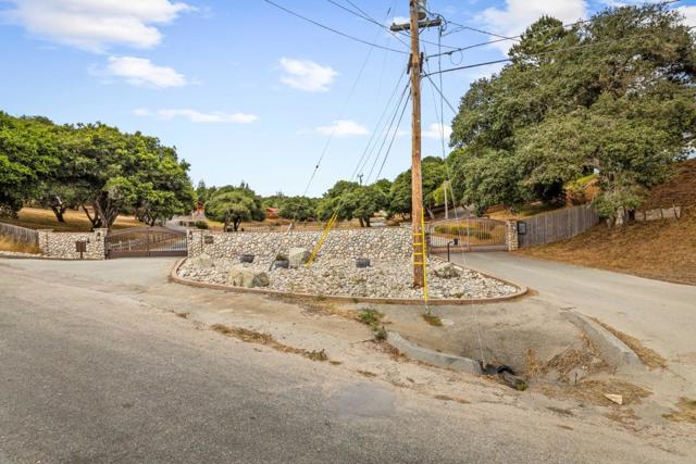 8697 Dyer Road, Salinas CA: https://media.crmls.org/mediaz/50bf632b-46b5-4a04-b17f-94b3ddd25d73.jpg