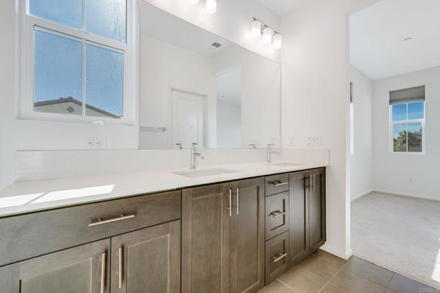 Detail Gallery Image 21 of 38 For 2317 Stardust, Escondido,  CA 92025 - 2 Beds | 2/1 Baths