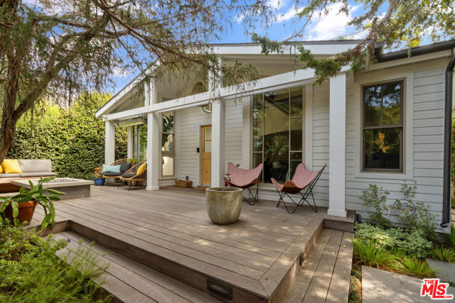 942 Superba Avenue Venice, California Ideal Venice Location! This 3 bed, 3 bath furnished home includes a bonus ADU. Full of surprising and unique elements, this home is sure to delight and inspire. Enter the gated front yard and discover a wonderful deck space to entertain (complete with water fountain, fire pit and heater). The first floor features a cozy living room with fireplace, light-filled dining area, full guest bathroom and bedroom, a mudroom and a den! The gourmet kitchen includes stainless Miele appliances and ample cabinet space. Step onto the back patio which includes a built in barbecue, refrigerator and sink. Perfect for sunny gatherings and dinners with friends. The additional ADU (with AC) is perfect as a home gym, office or guest space. Also includes 1 gated parking space. Close to Erewhon, Abbot Kinney shopping, dining, Rose Avenue, Whole Foods and all that Venice has to offer!
