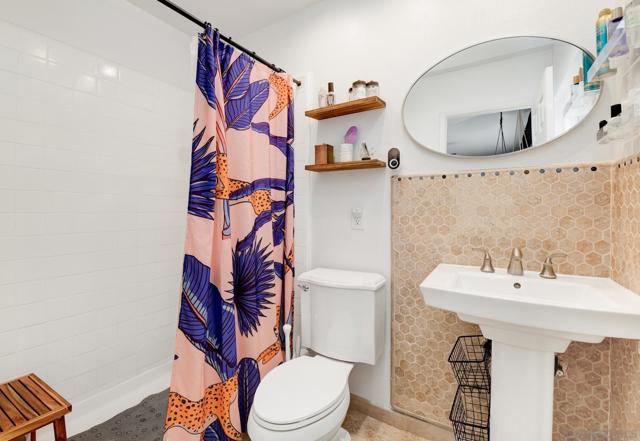 3851 Basilone St, San Diego CA: https://media.crmls.org/mediaz/50c13193-542e-4348-a0e9-a11d7884d0fe.jpg