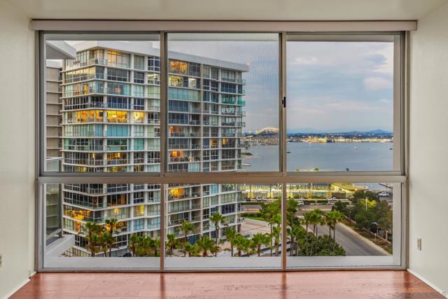 1830 Avenida Del Mundo, Coronado CA: https://media.crmls.org/mediaz/50c15f96-9cb7-4e5b-a60f-babeedd84cf7.jpg