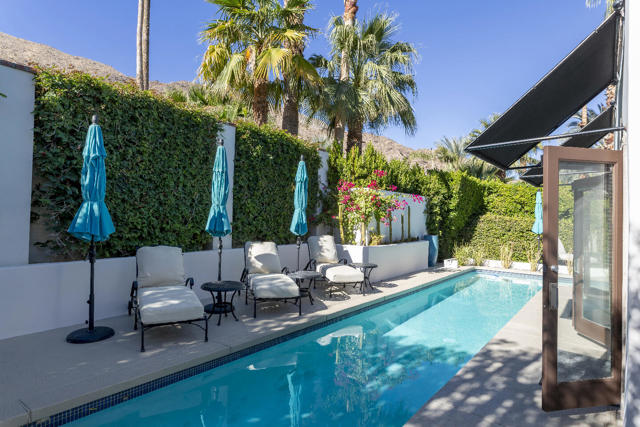 1755 S Mesa Drive, Palm Springs, CA 92264