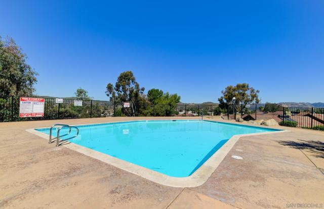 10790 Riderwood Ter, Santee CA: https://media.crmls.org/mediaz/50c1c0d5-ba51-4d92-a4c2-a2d21096f0ee.jpg