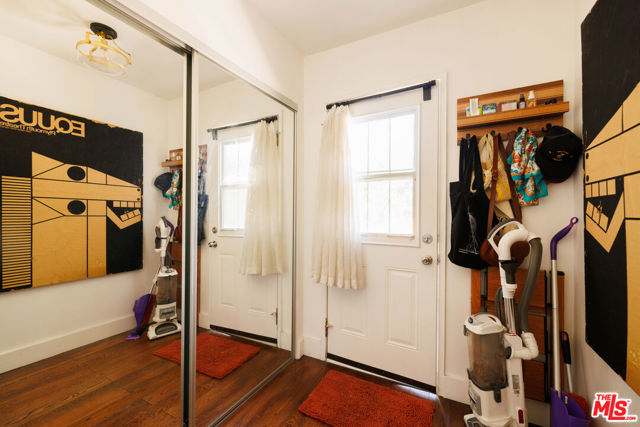 5009 Stratford Road photo 20