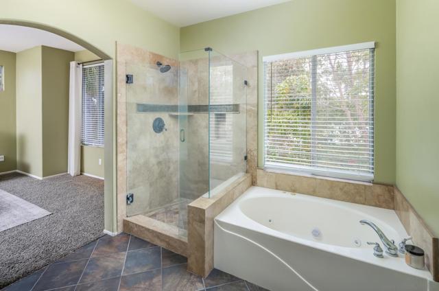 1153 Pacifica Place, Encinitas CA: https://media.crmls.org/mediaz/50c2ddd7-d5c1-4cad-8be2-c363e6a716d0.jpg