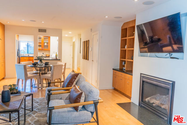 880 Hilldale Avenue, West Hollywood CA: https://media.crmls.org/mediaz/50c2df4f-089a-4588-8531-32ed28c47564.jpg