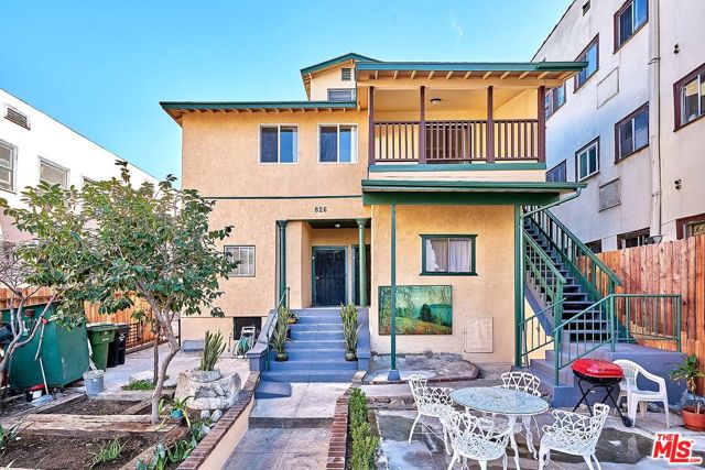 826 S Park View St, Los Angeles, CA 90057