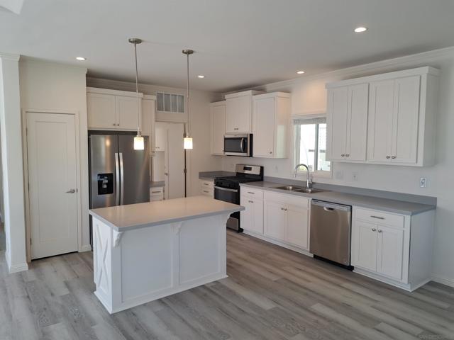 1401 W El Norte Pkwy, San Marcos CA: https://media.crmls.org/mediaz/50c3d3e5-eadc-4b4a-ab10-f7c81752832f.jpg