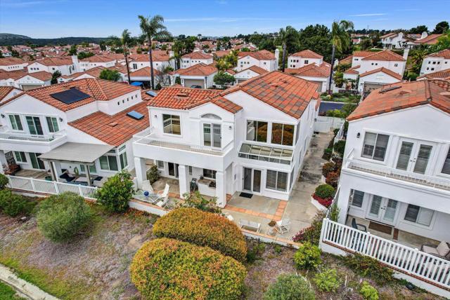 4981 Lamia Way, Oceanside CA: https://media.crmls.org/mediaz/50c3e6ba-3853-4a59-9292-f91a5ed8d7b8.jpg