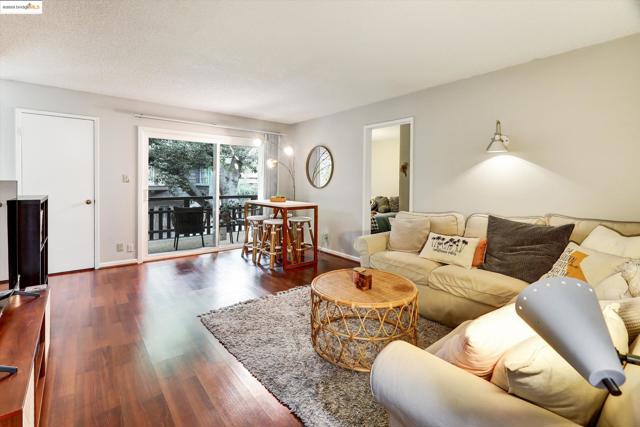 2 Panoramic Way, Berkeley CA: https://media.crmls.org/mediaz/50c44d23-76ea-4bda-adde-b875deccc355.jpg