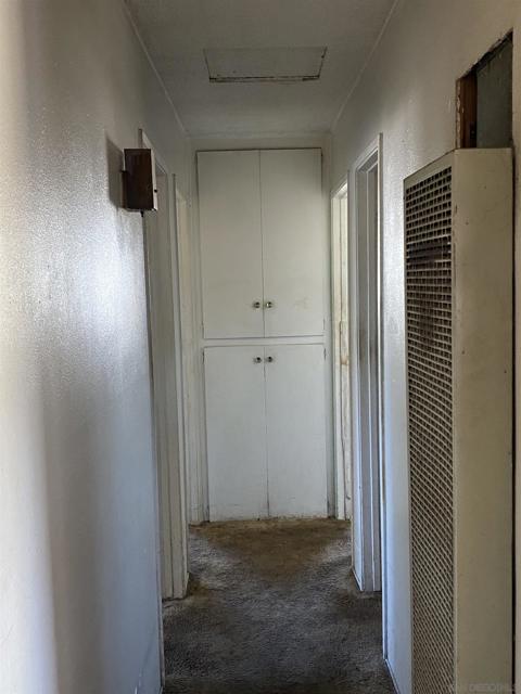 4970 Mable Way, San Diego CA: https://media.crmls.org/mediaz/50c4e3bb-19ca-4276-a2d6-4ce553769cce.jpg