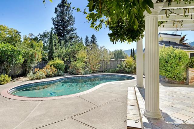 150 El Portola Drive, Sonoma CA: https://media.crmls.org/mediaz/50c5108b-a94a-4344-a0fc-5134e9ebba78.jpg