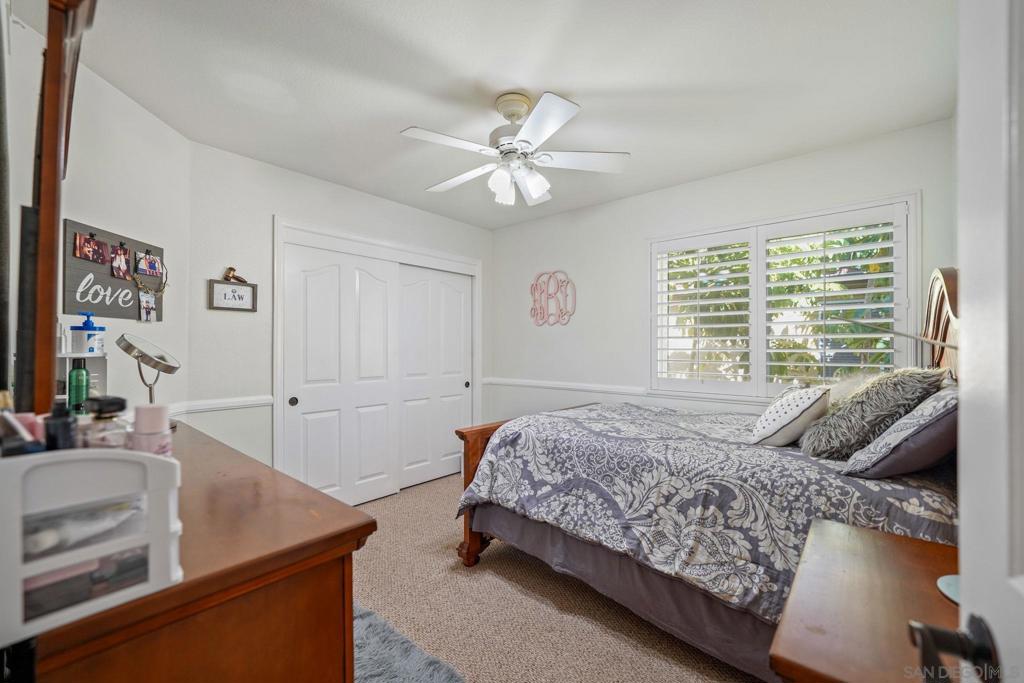 MLS #250034947SD img 32