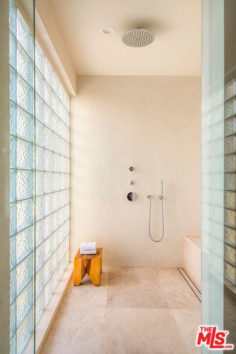 Image 17 of 30 For 12736 Dewey Street