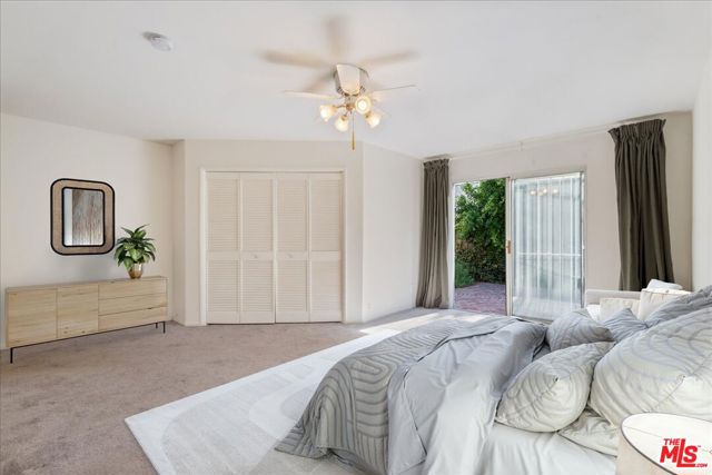 4210 Alcove Avenue, Studio City CA: https://media.crmls.org/mediaz/50c6b84a-7db2-48a1-84c5-69aa215b2454.jpg