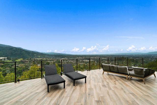 17808 Tourney Road, Los Gatos CA: https://media.crmls.org/mediaz/50c7d627-4ea2-4433-9d54-6421d1d1dac0.jpg