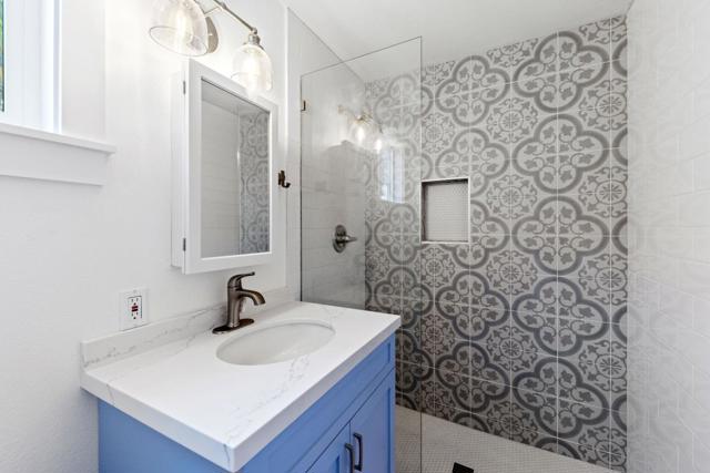 616 Redwood Ave, Redwood City CA: https://media.crmls.org/mediaz/50c80523-2fac-4778-a94f-cf6882c60a3b.jpg