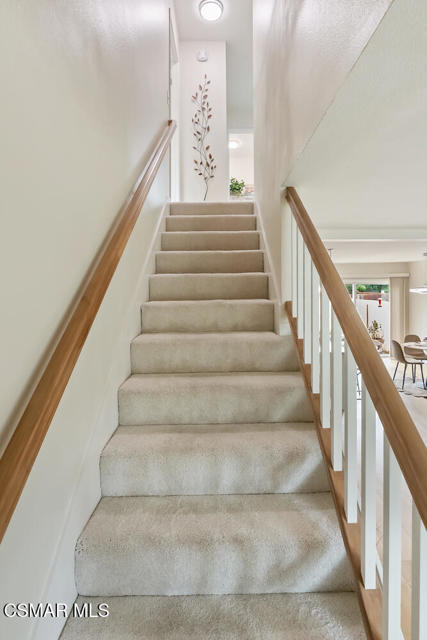 1617 Beagle Court, Ventura CA: https://media.crmls.org/mediaz/50c819af-9b81-485d-8fa7-857f83eab635.jpg