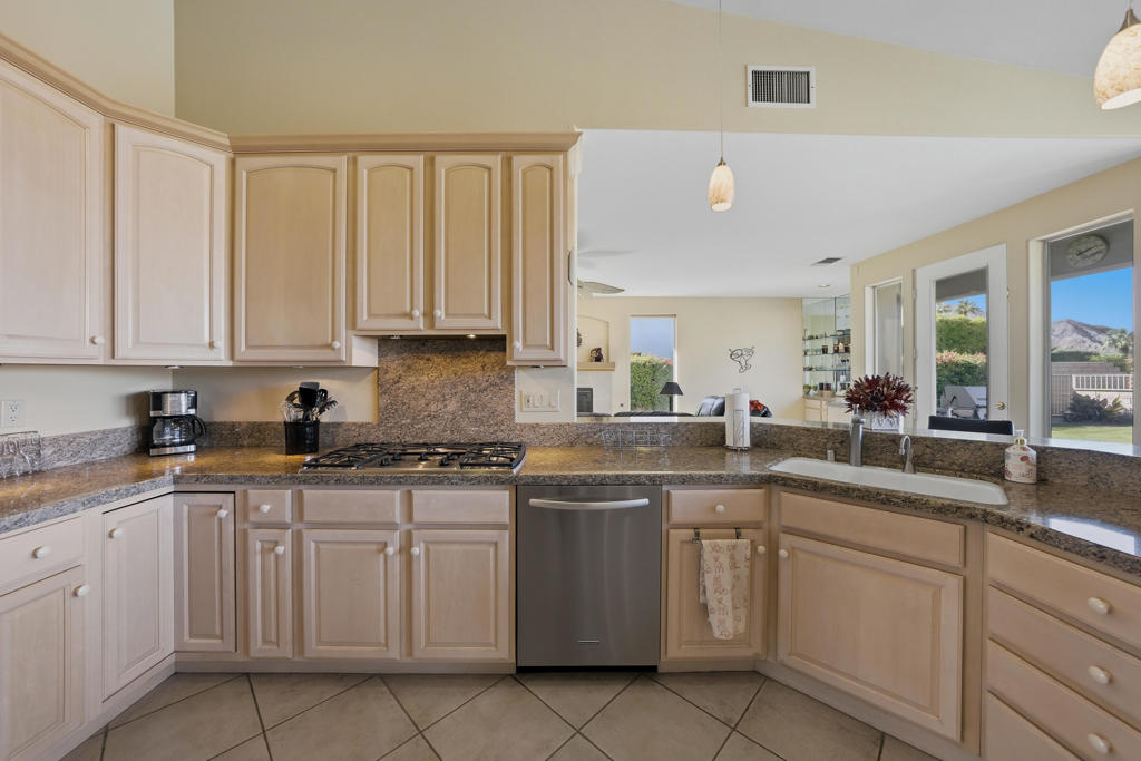 MLS #219138566DA image #22