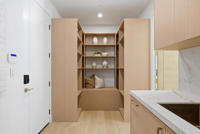 265 Coleridge Avenue, Palo Alto CA: https://media.crmls.org/mediaz/50c94f3e-f3b3-45e0-9896-72c65cfd282f.jpg