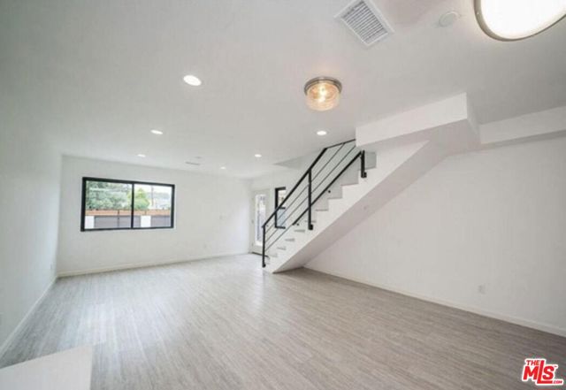 4110 1/2 S Normandie Avenue, Los Angeles CA: https://media.crmls.org/mediaz/50c99957-ff8d-45fc-8d57-b221cb92d3ec.jpg