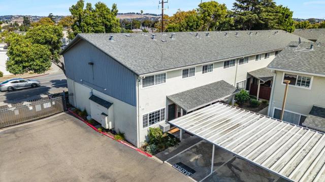 700 Fargo Avenue, San Leandro CA: https://media.crmls.org/mediaz/50c9d013-f06d-4297-b4b4-f4dd7af47241.jpg