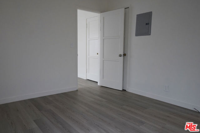 1526 W 83rd Street, Los Angeles CA: https://media.crmls.org/mediaz/50cb4df6-a1b5-4928-9396-801f5b7c73a1.jpg