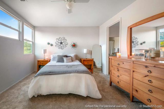 14215 Augusta Drive, Valley Center CA: https://media.crmls.org/mediaz/50cbe1f0-7db5-4499-92a4-1b7850c5247e.jpg